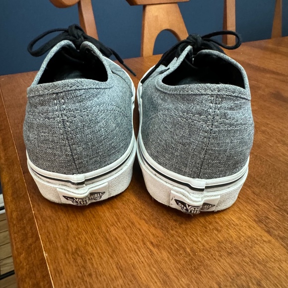 Vans Sneakers, Light Gray - Old Skool Low Top Sneakers - Mens 6.5 - Women's 8 - Picture 3 of 3